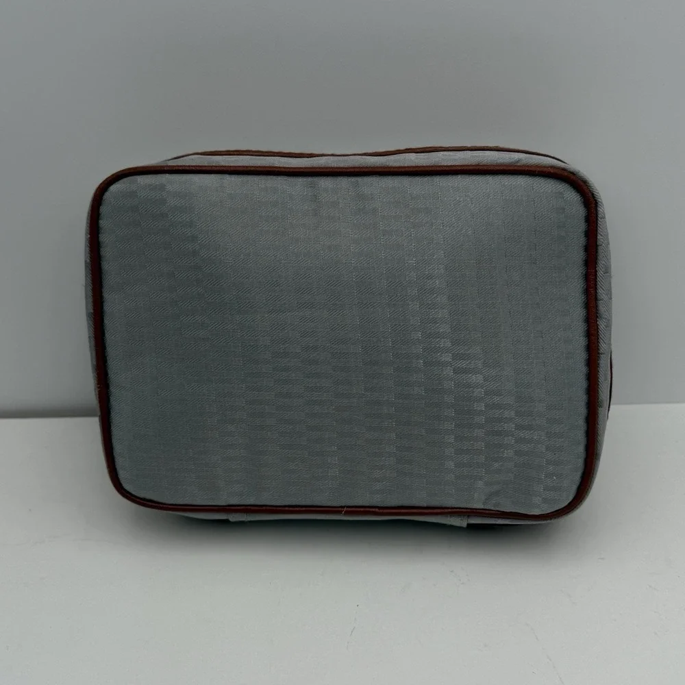 Vintage Brand New United Airlines Amenity Kit Travel Pouch First Class Gray READ